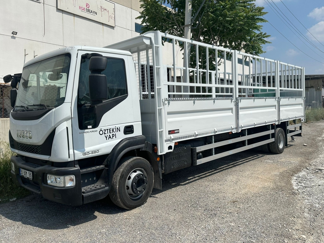 Kafesli Kasa 04